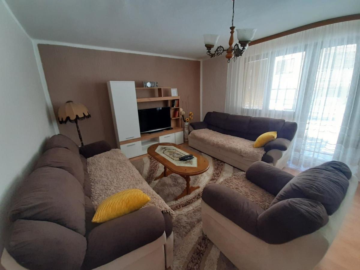 Apartman Lara Foca Exteriör bild